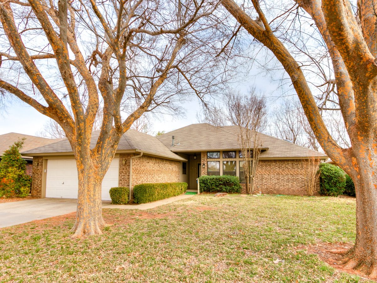 12416 Covey Creek Dr, OKC (FOR SALE) AstroBear Photography